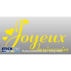 Joyeux anniversaire et coeurs