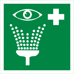 Rinçage des yeux